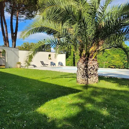 Feriehus La Bastide Bleue *