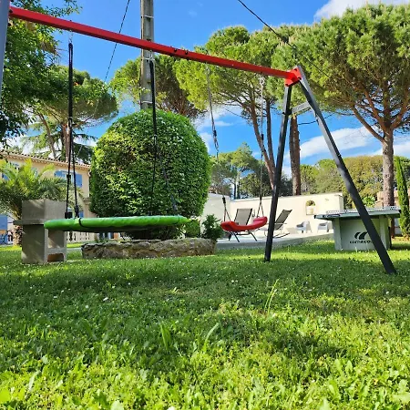 La Bastide Bleue * אנדוזה
