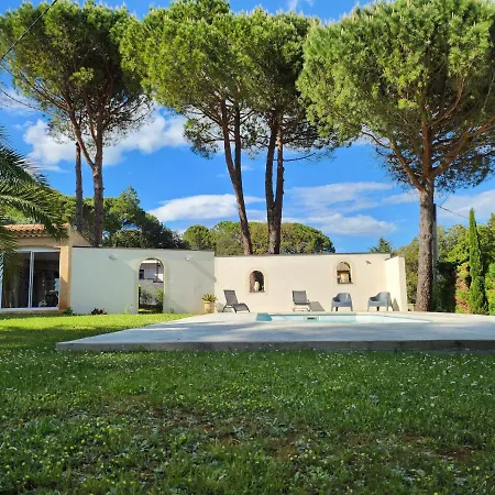 La Bastide Bleue Ferienhaus *